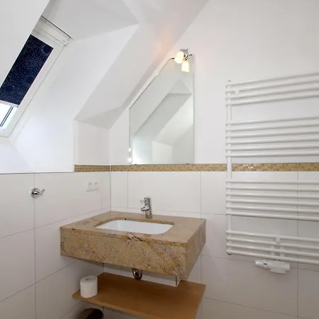 Strandnahe Rex Rugia: Balkon & Wellness-zugang Apartment